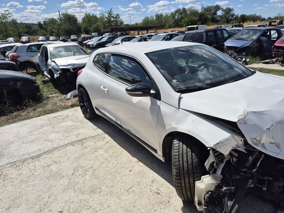 Фолксваген широко, 2.0,ТДИ, 140,К.С, на части. Shiroco.