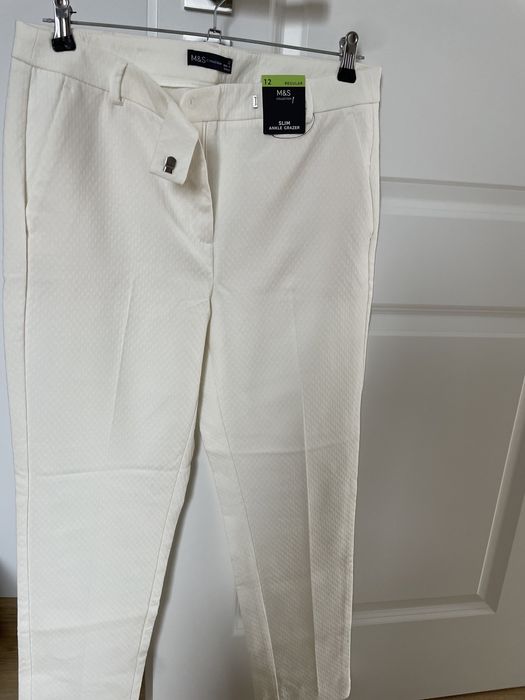 Pantaloni albi de primavara