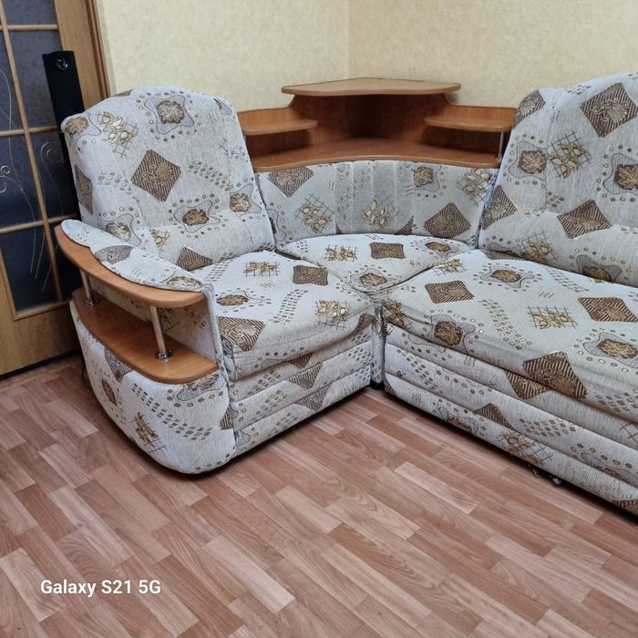 Диван угловой с креслом