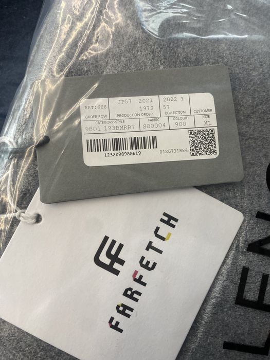 Суитчъри BALENCIAGA PARIS.Нови,с етикети,всичко!Серия от S до XXL