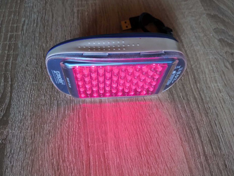Продавам BIOPTRON Medolight Z4L – професионален уред за светлинна терапия