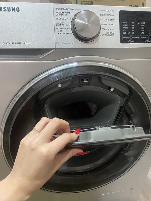 Продам стиральную машинку