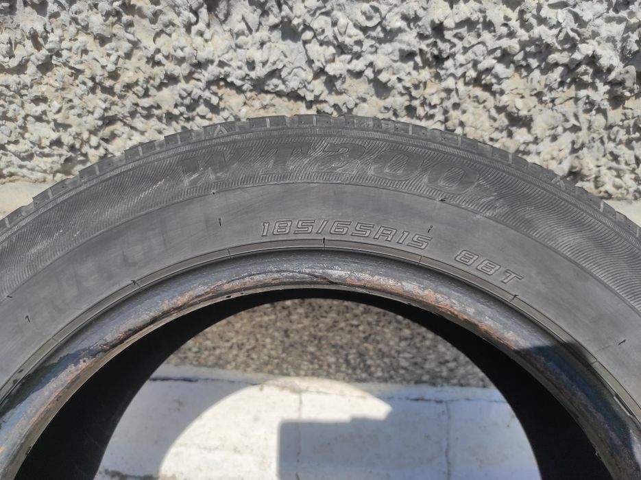 Зимни гуми Sumitomo 185/65/15, 2бр.
