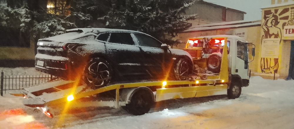 Эвакуатор в Риддере