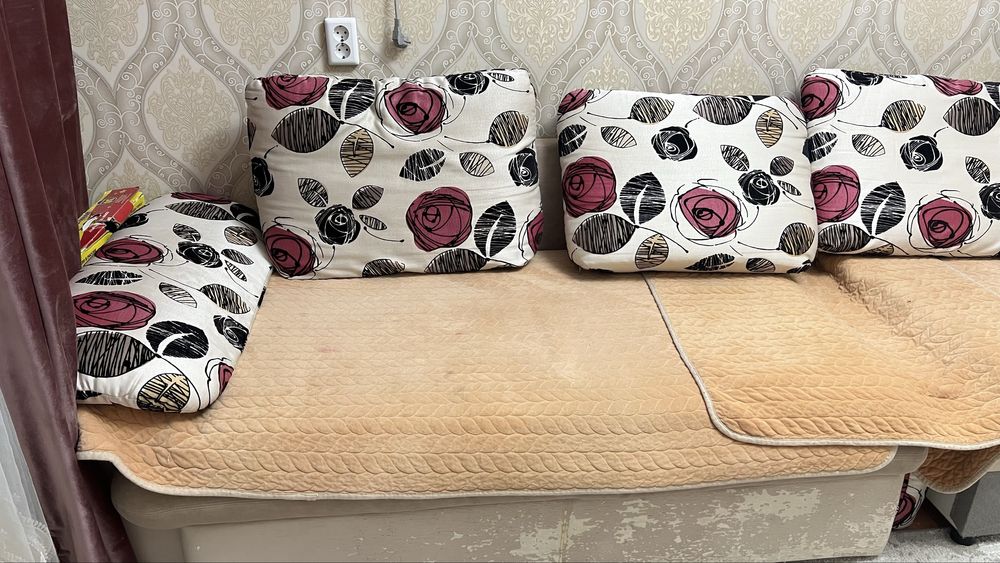 продаю диван 150/155