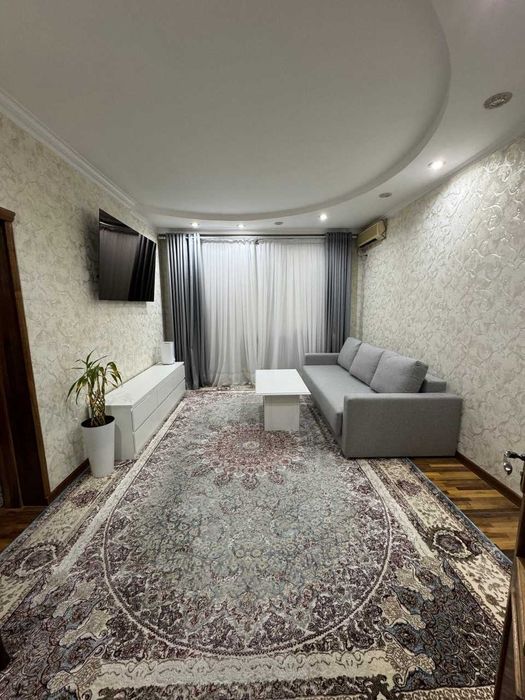 Ташкент, Центр. ЦУМ. Квартира около Сената 3/3/4. 110 школа.