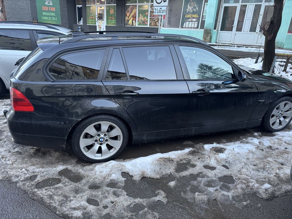 Bmw e91 2.0 manual 177