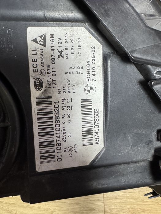 Far stanga BMW f11 LCI bi xenon