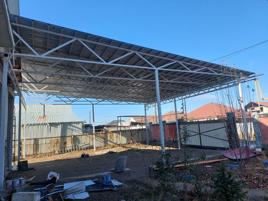 Навес. забор. стол со стульями.