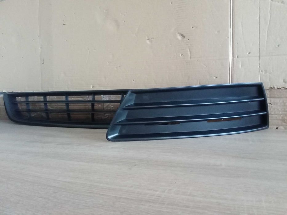 Set Grile Bara fata VW Passat CC Fara proiectoare 2008-2012