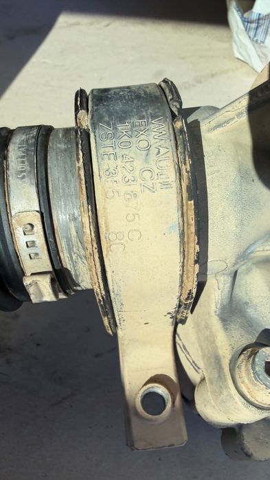 Кормилна рейка Passat b6