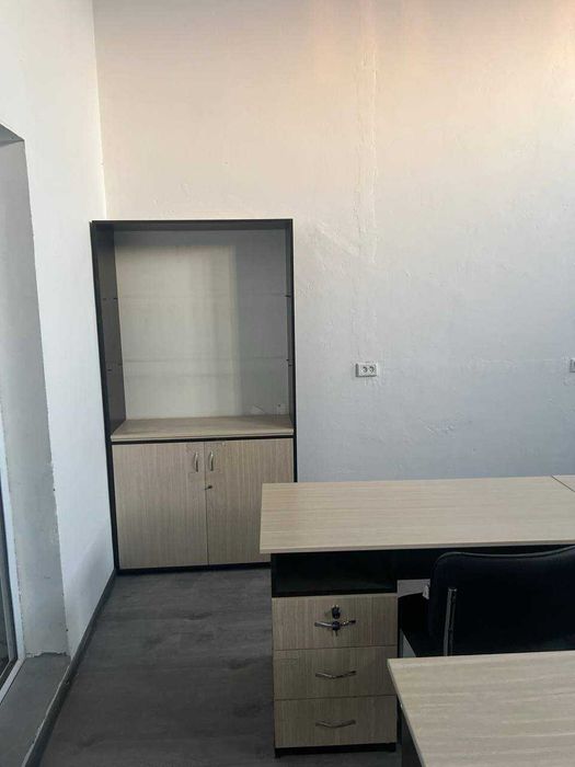 Mebel sotiladi: stol, shkaf, stul | Продается мебель: стол, шкаф, стул