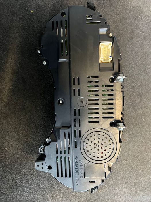 Километраж от Инфинити Infiniti Q30 Английски