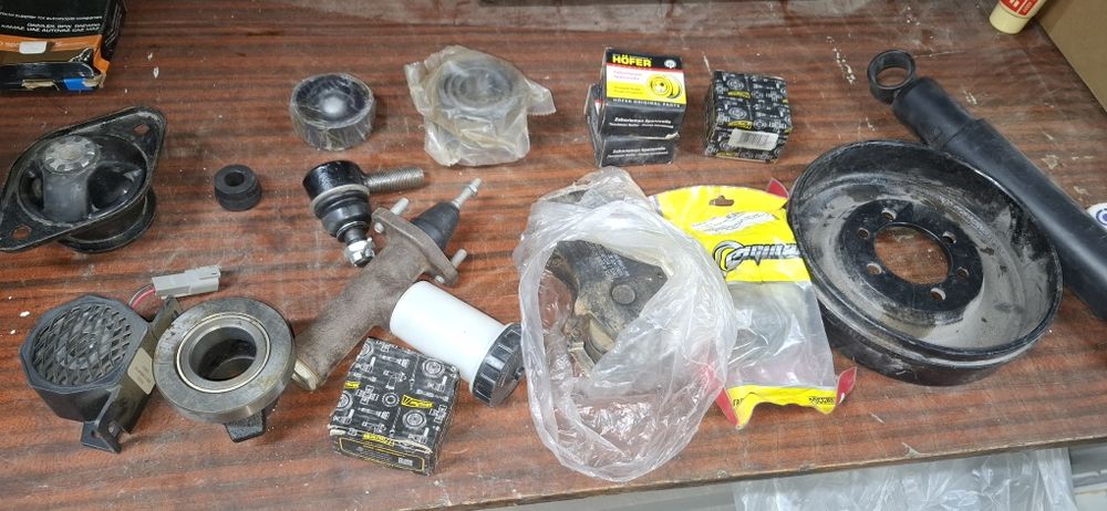 Запчасти  на  УАЗ