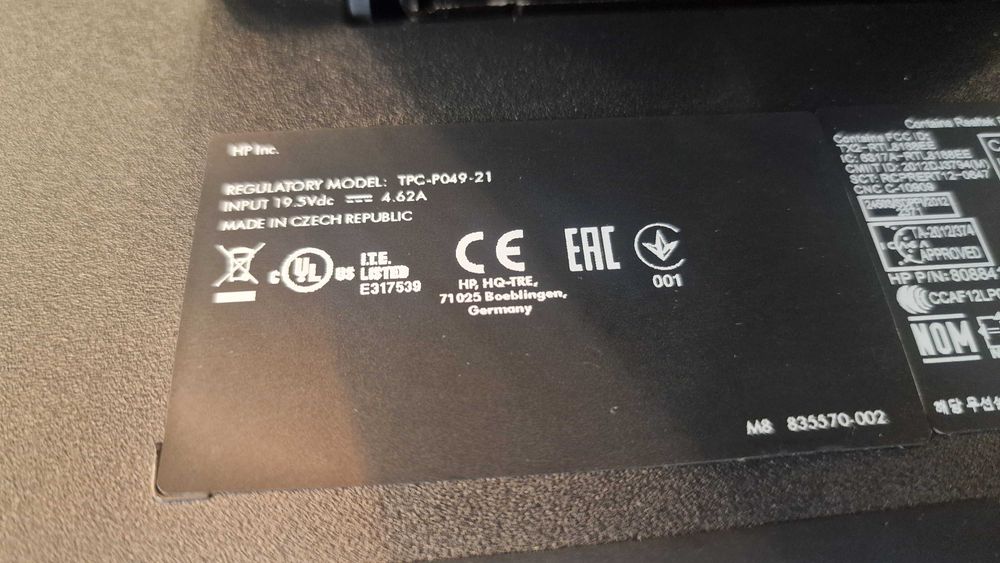 sistem pc all in one HP hp 22-3103nq i3 4Gb ram 500Gb