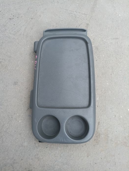 Столик между сидений Honda CR-V 1