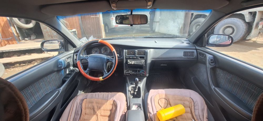 Продам тойота карина е универсал