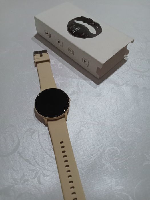 часы смарт с коробкой