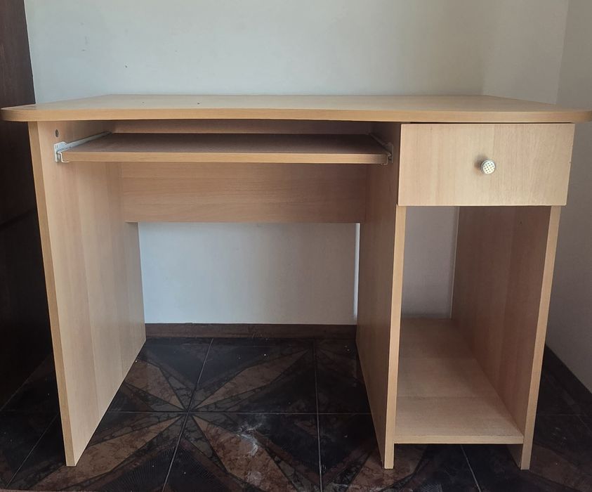 Бюро за компютър