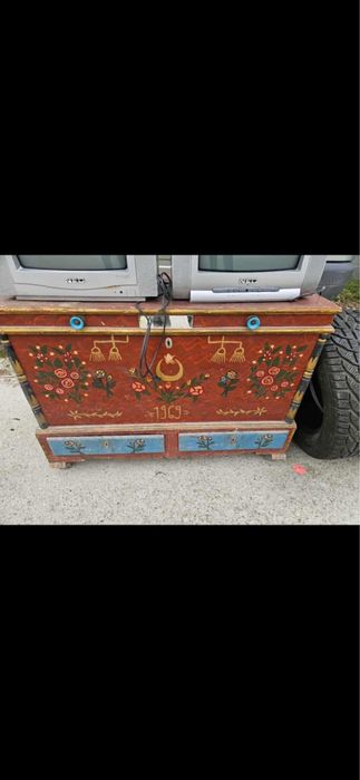 Стари сандък ракла скрин