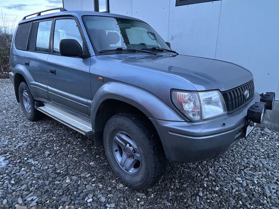 Toyota Land Cruiser J90 / Autoutilitara/5 locuri/Clima