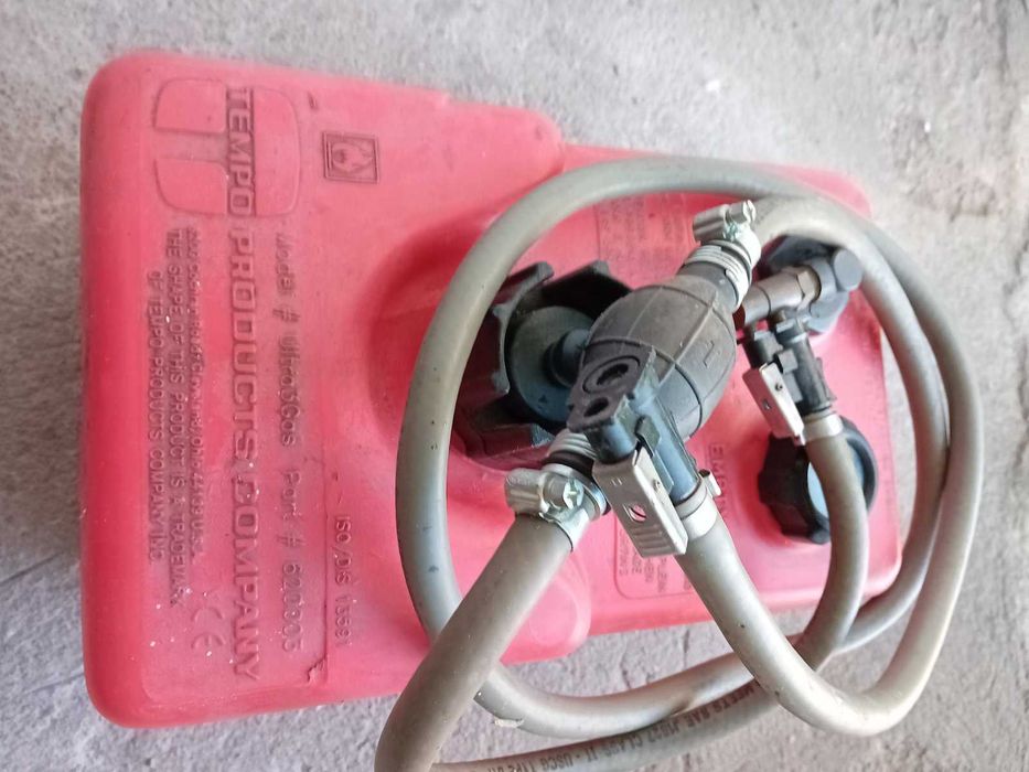 Резервоар за лодка