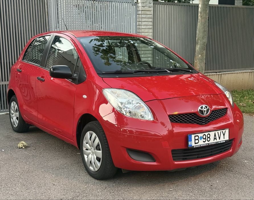 Toyota Yaris 998 VVT-i  76.000 km Proprietar