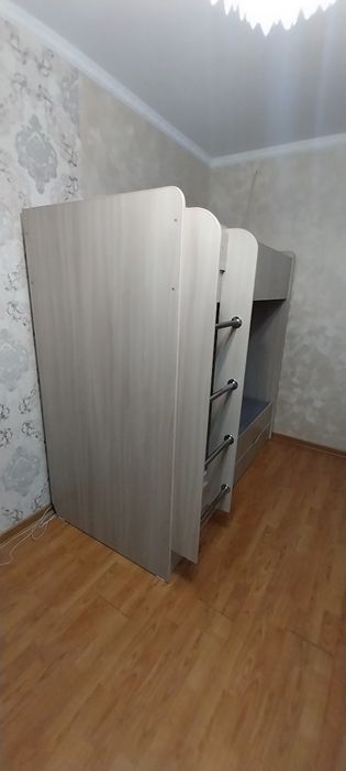 Кровать двухъярусная