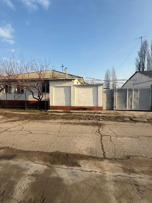 СРОЧНО! Продаётся 7-х комнатный дом на Юкоричирчикском районе.