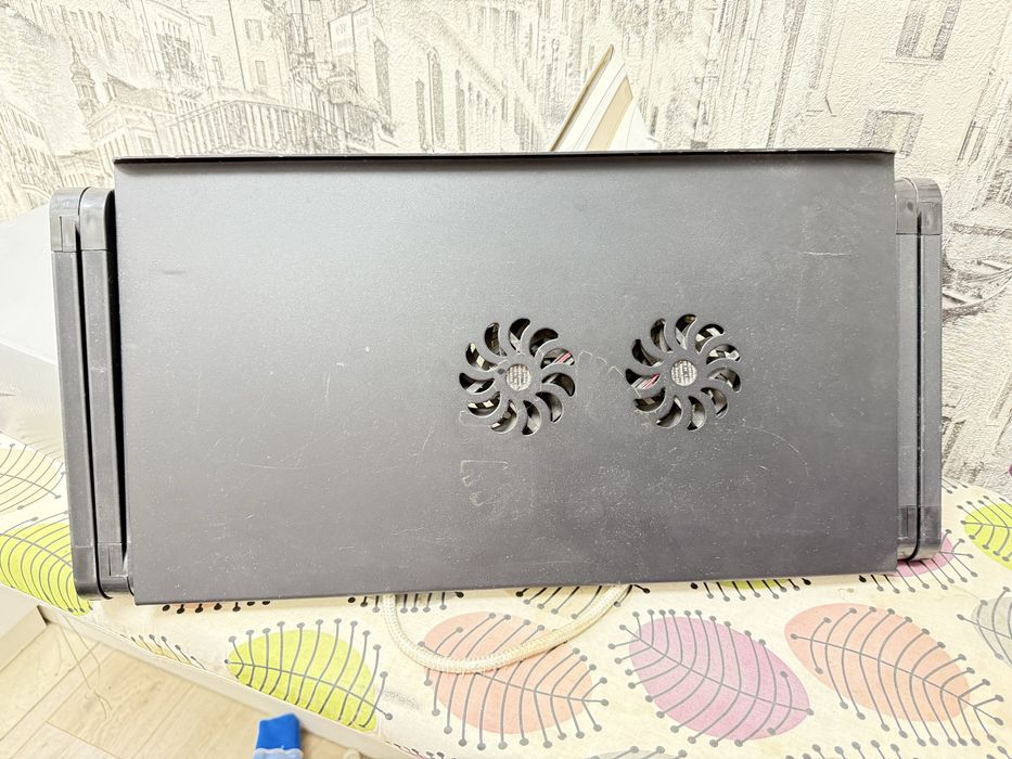 Подставка для ноутбука