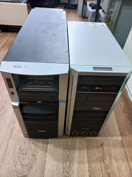 Server Fujitsu Primergy TX200S4 si Celsius W360