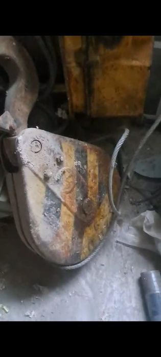 Продам два тельфера