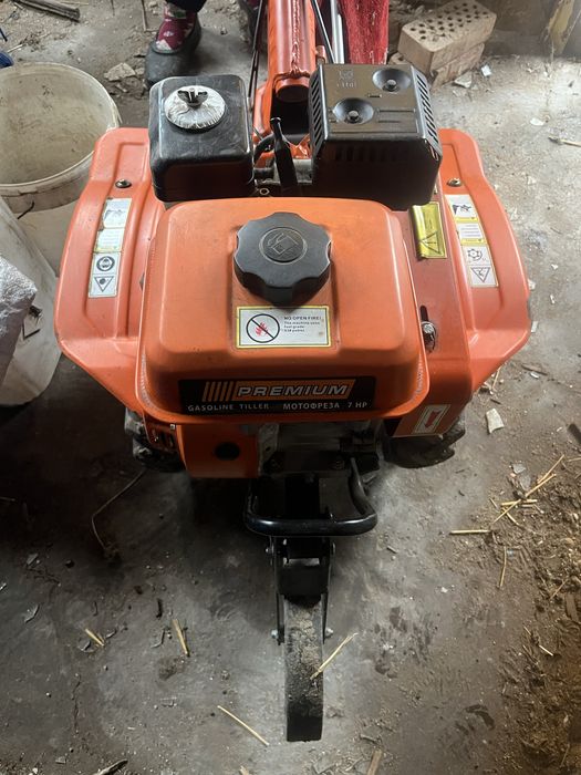 Запазена Мотофреза с ремарке