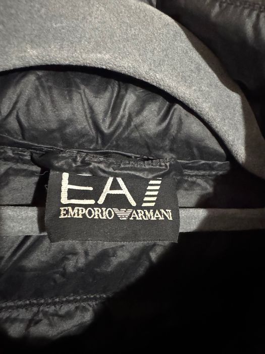 Дамско яке EA7 Emporio Armani.
