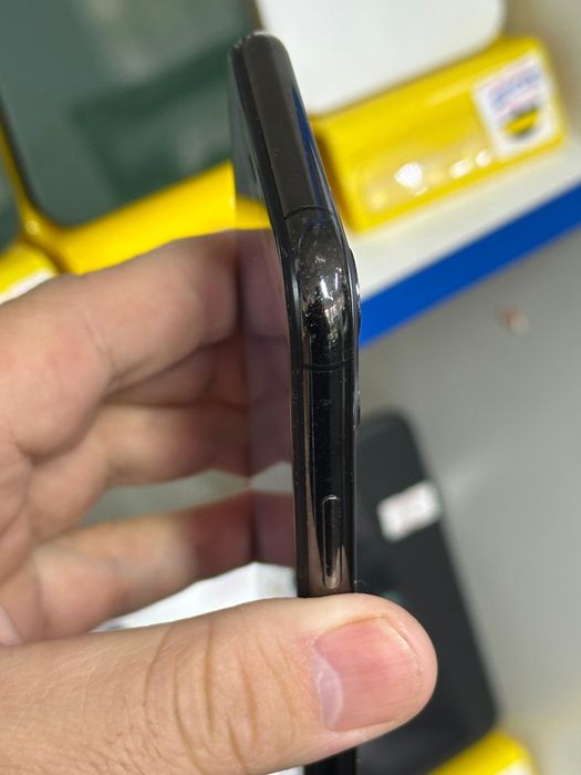 Продам Айфон 11 Про 64г