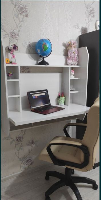 Рабочий стол школьный