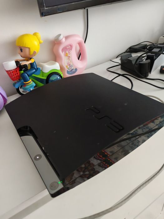 Продаются пс3 слим