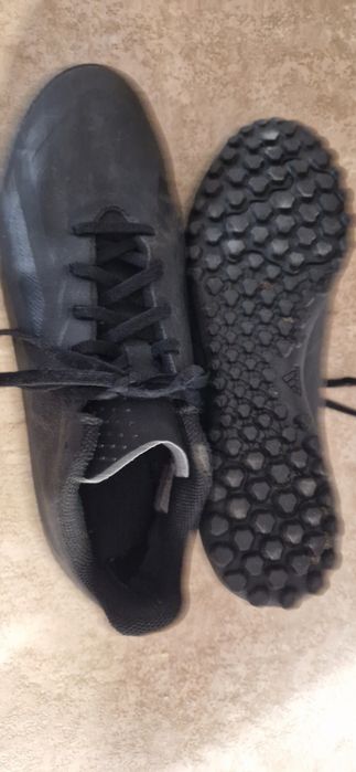 Футболни обувки Adidas