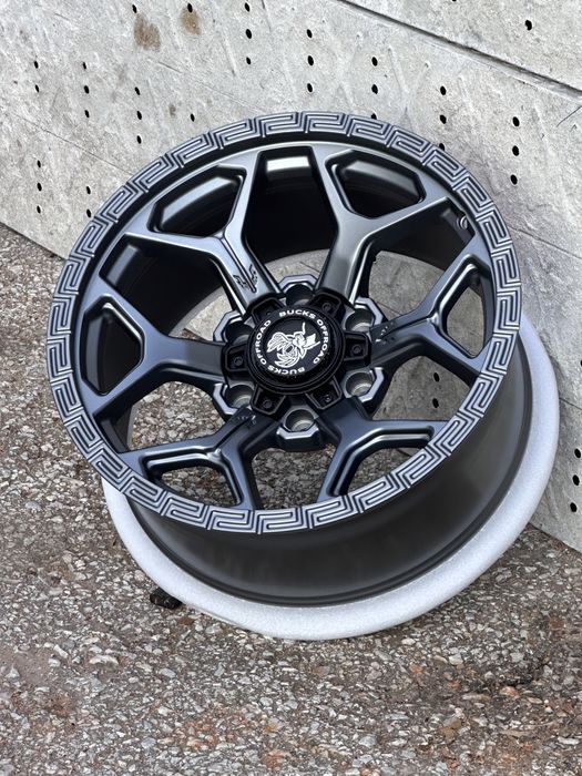 Off Road Джанти 17 “ цола 6х139.7 чисто нови минусови