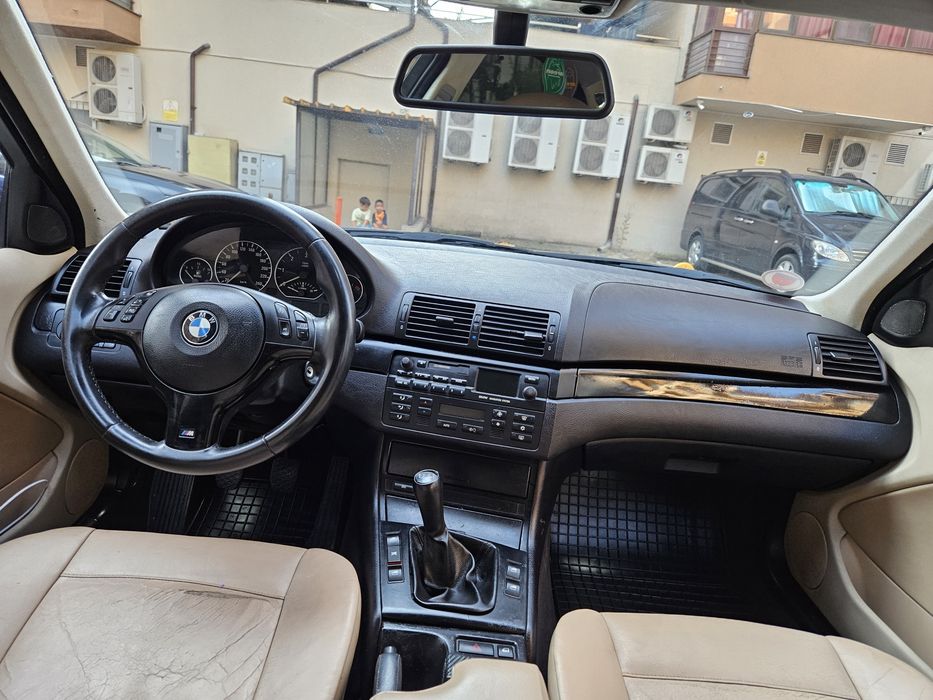 Bmw seria 3 e46 facelift 2.0 150 cp impecabila Interior piele crem  ținută la garaj