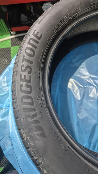 Anvelope vara Bridgestone Alenza 001