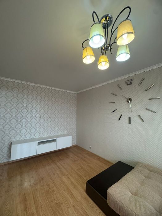 Продам 3 комнатную квмртиру!