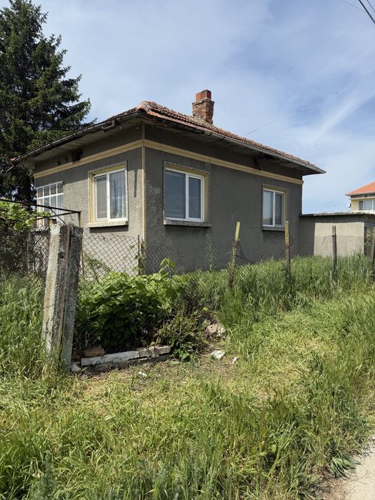 Монолитна къща в Тутракан