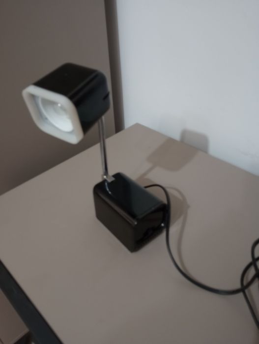 Lampă veche de birou