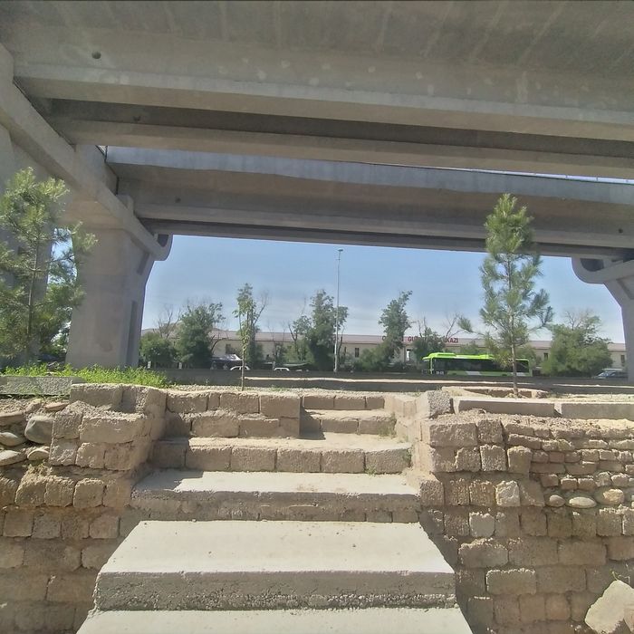 Срочно сотилади 2.5