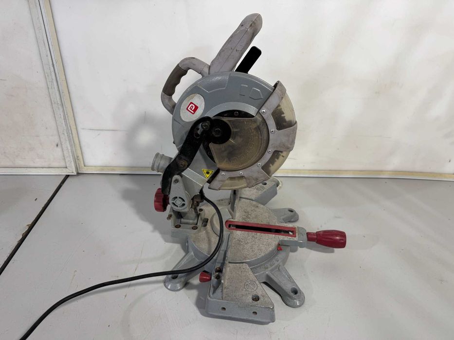 Циркуляр пендула - Pro 1400 - 1700 W / 210mm