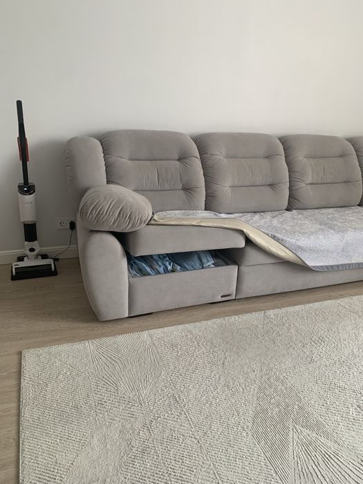 Продам диван. В отличном состоянии.