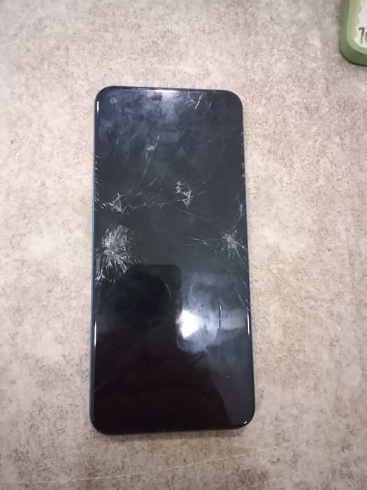 Продам смартфон Oppo a53