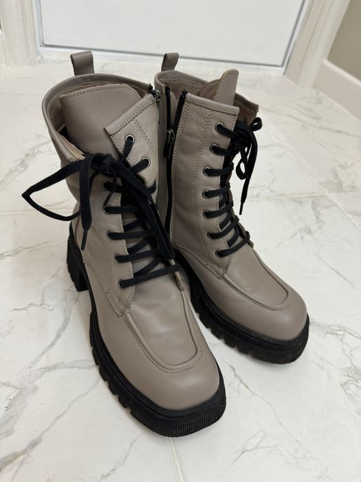 Осенние сапоги кожаные