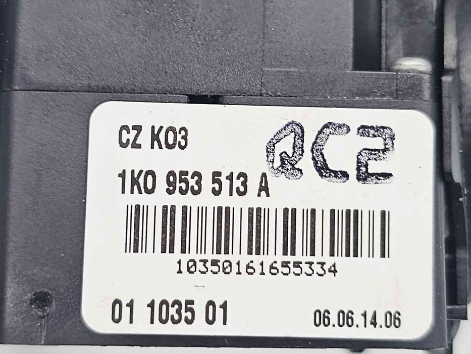 Maneta semnalizare Volkswagen Golf 5 Plus (5M1) [Fabr 2005-2008] 1K09